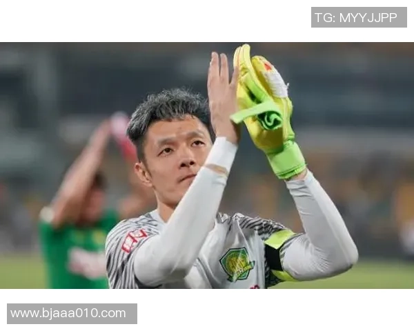 从贫民窟到绿茵场传奇他如何突破命运成为世界足球之星 从贫民窟到绿茵场传奇他如何突破命运成为世界足球之星