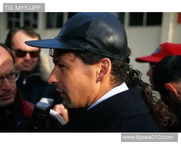 有小马尾的足球明星是谁 他为何成了球场上的独特风景 有小马尾的足球明星是谁 他为何成了球场上的独特风景